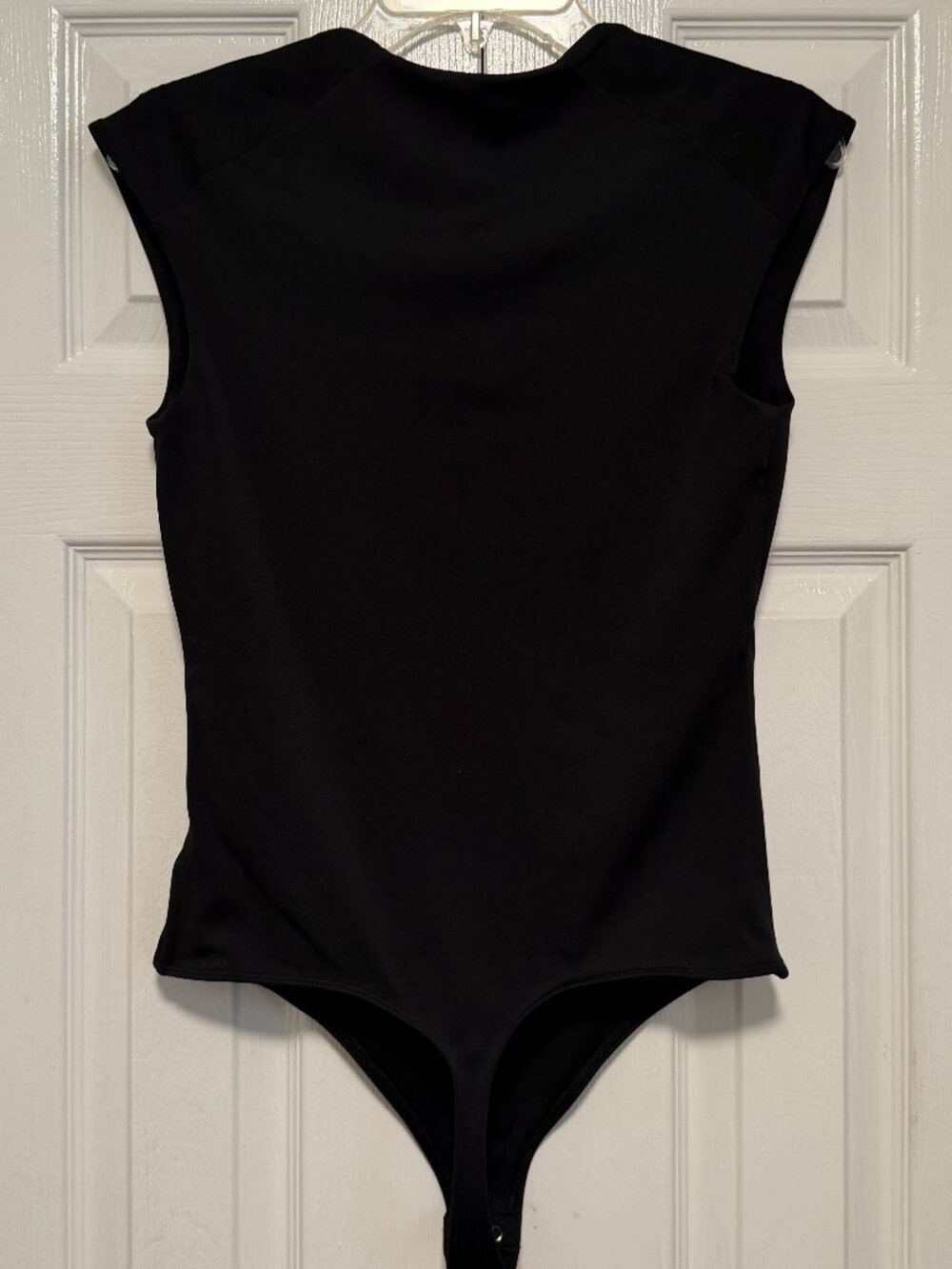 Express body contour high compress scoop neck cap sleeve bodysuit - Picture 5 of 9
